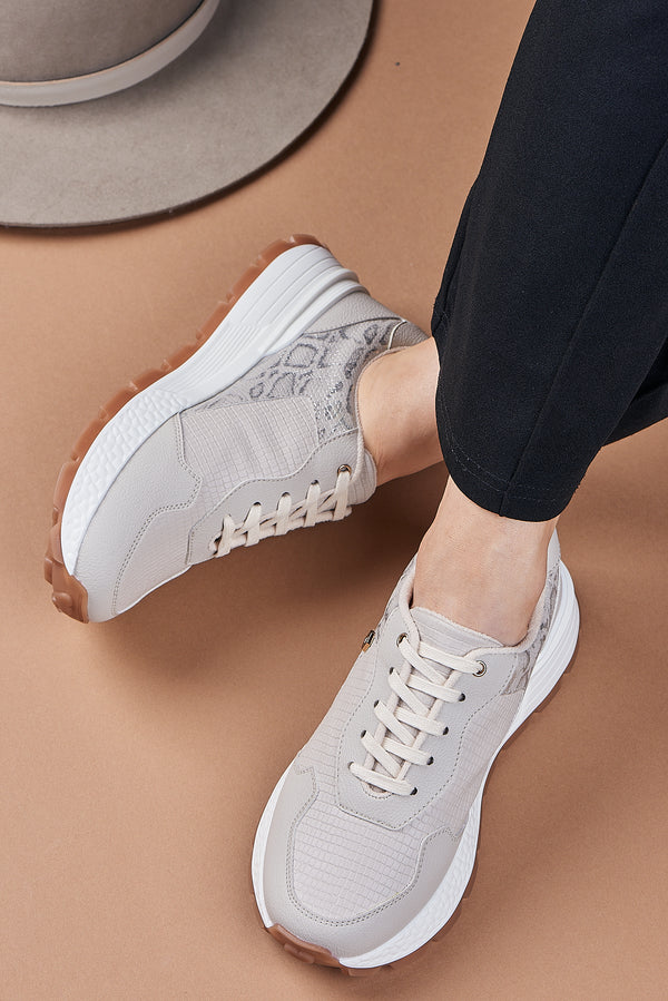 Tenis Verona Almendra