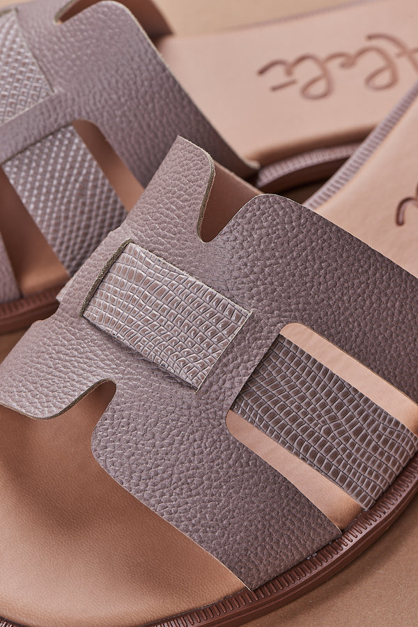 Sandalia Alma cuero Mocca