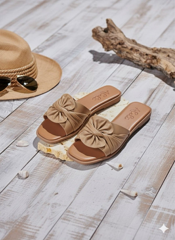 Sandalia Lucia Cuero Taupe