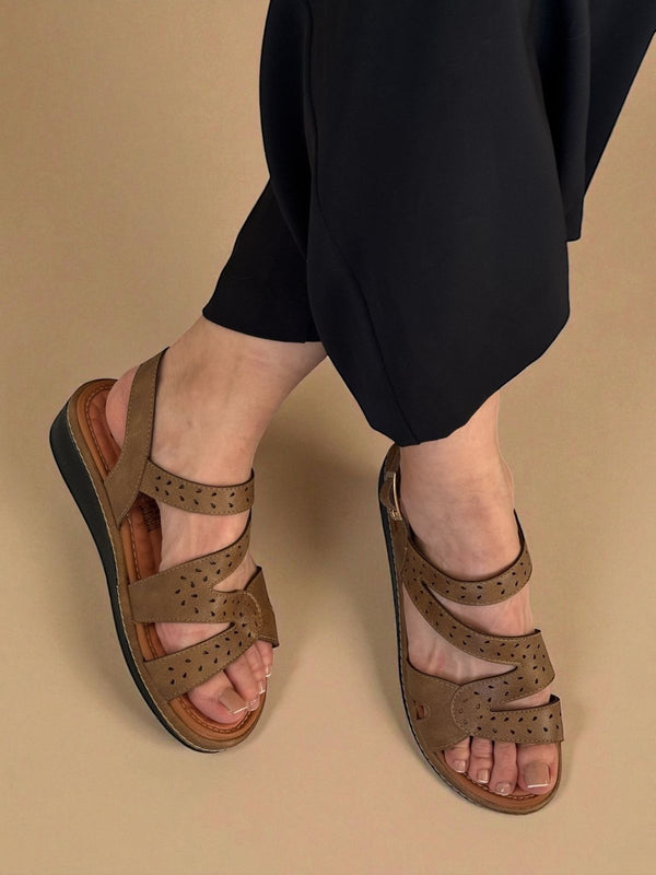 Sandalia Lía Avellana