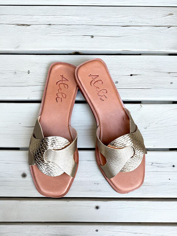 Sandalia Selena Cuero Dorada