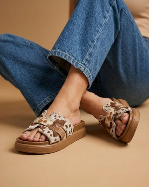 Sandalia Fiorela Cuero Print
